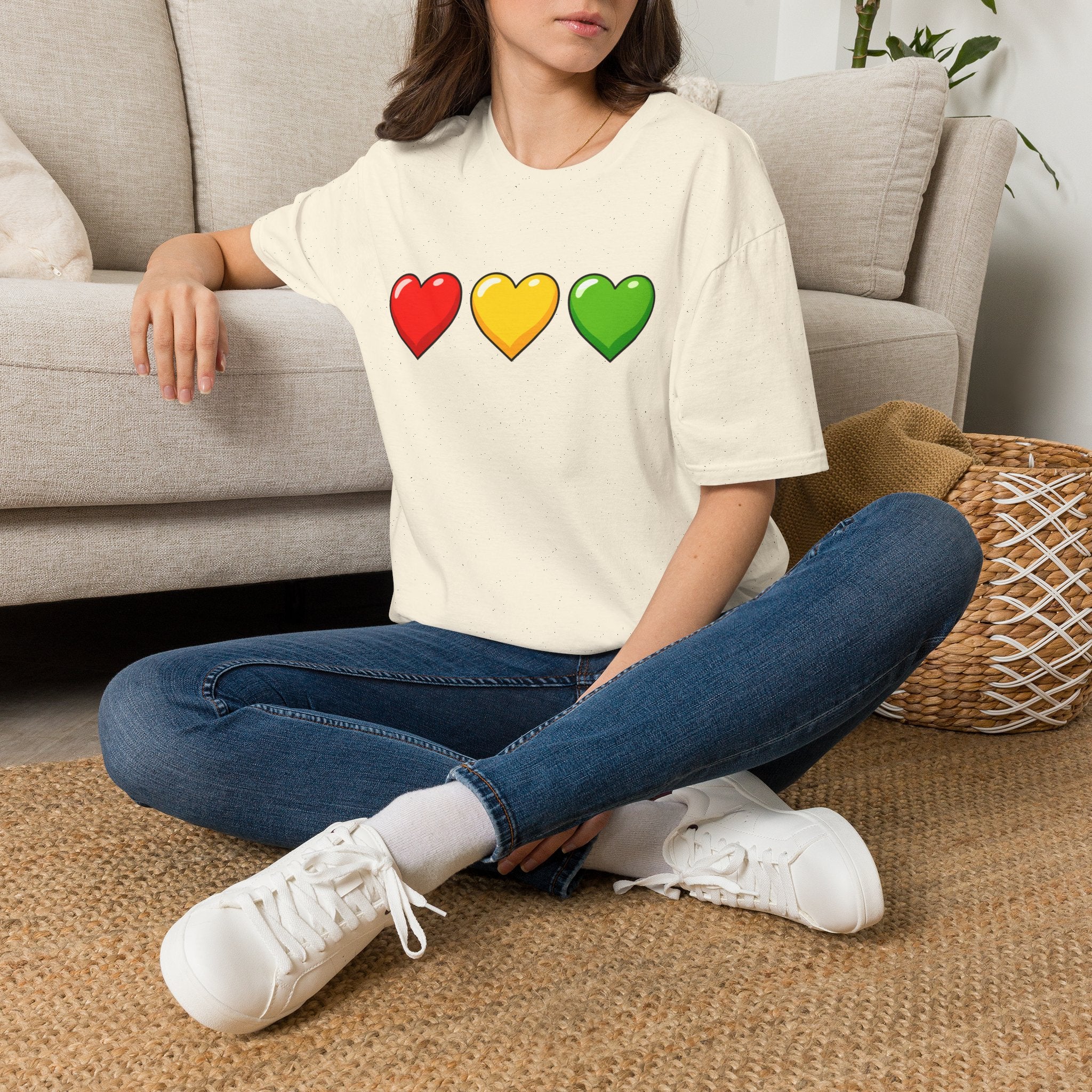 RASTA HEARTS TEE