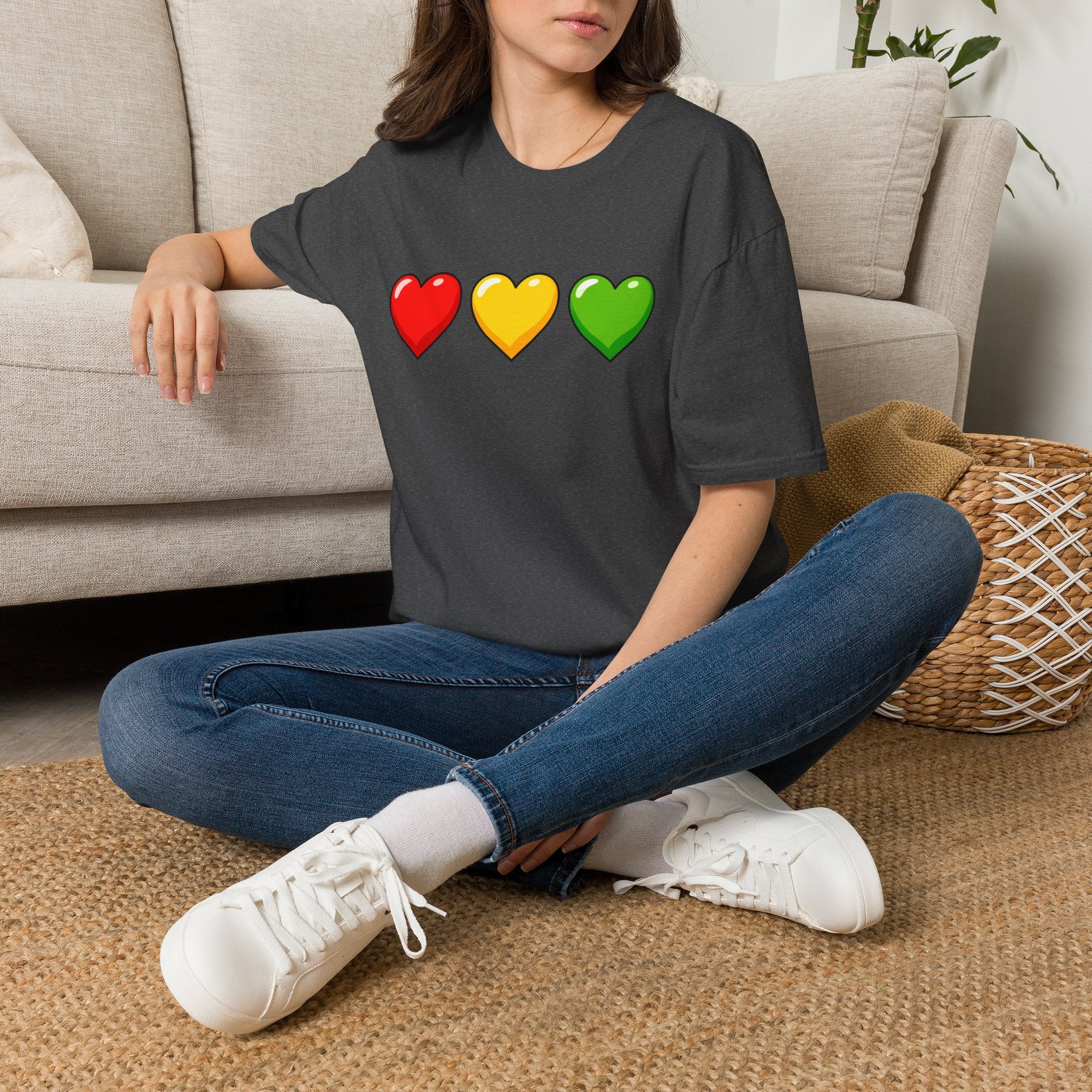 RASTA HEARTS TEE